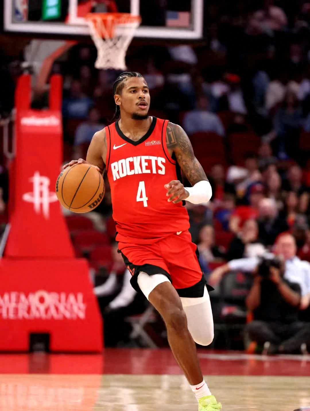 休斯敦火箭转会期止住颓势，志在意大利杯名次提升，赛场秩序良好，赛季目标并未改变的简单介绍