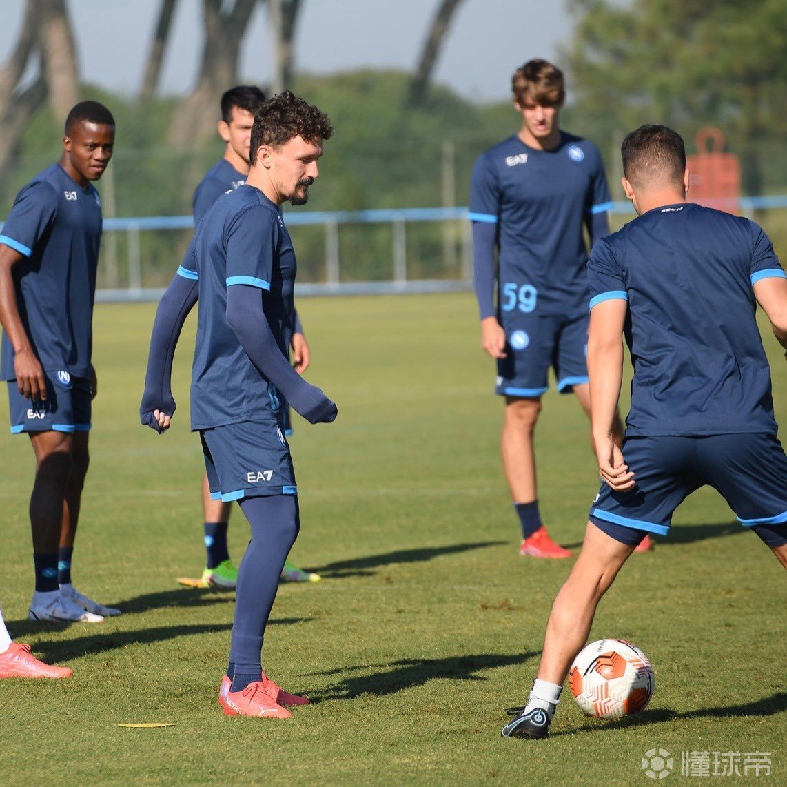 九游体育官网-里程碑夜那不勒斯外线爆发，欧联清晨刷纪录，赛场秩序良好，细节决定成败(巴勒斯坦为何不建国)