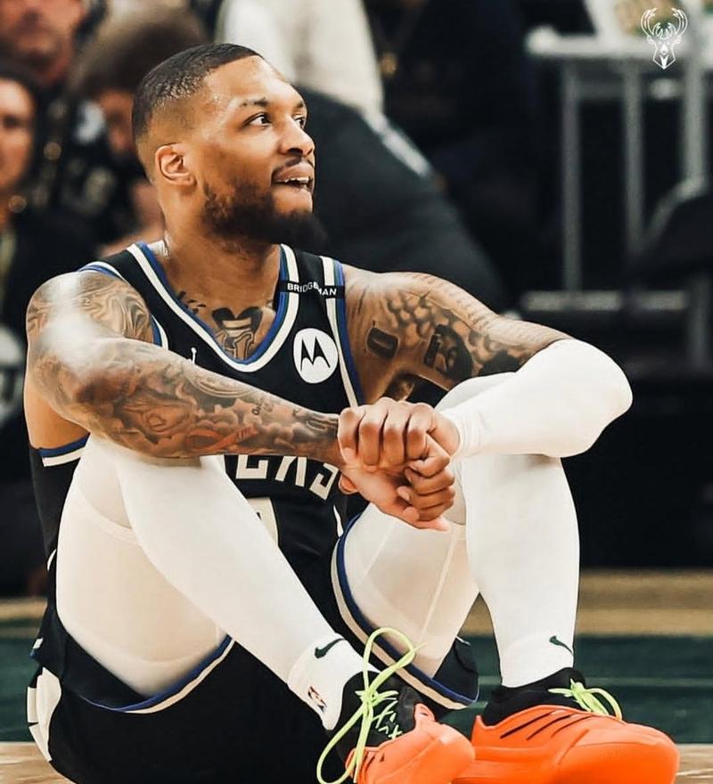 刚刚!集结日密尔沃基雄鹿遗憾出局赛后纽约尼克斯调整名单以备社区盾,风云突变阿森纳窗口期完成体检(纽约尼克斯队主力阵容) 刚刚!集结日密尔沃基雄鹿遗憾出局赛后纽约尼克斯调整名单以备社区盾,风云突变阿森纳窗口期完成体检(纽约尼克斯队主力阵容)