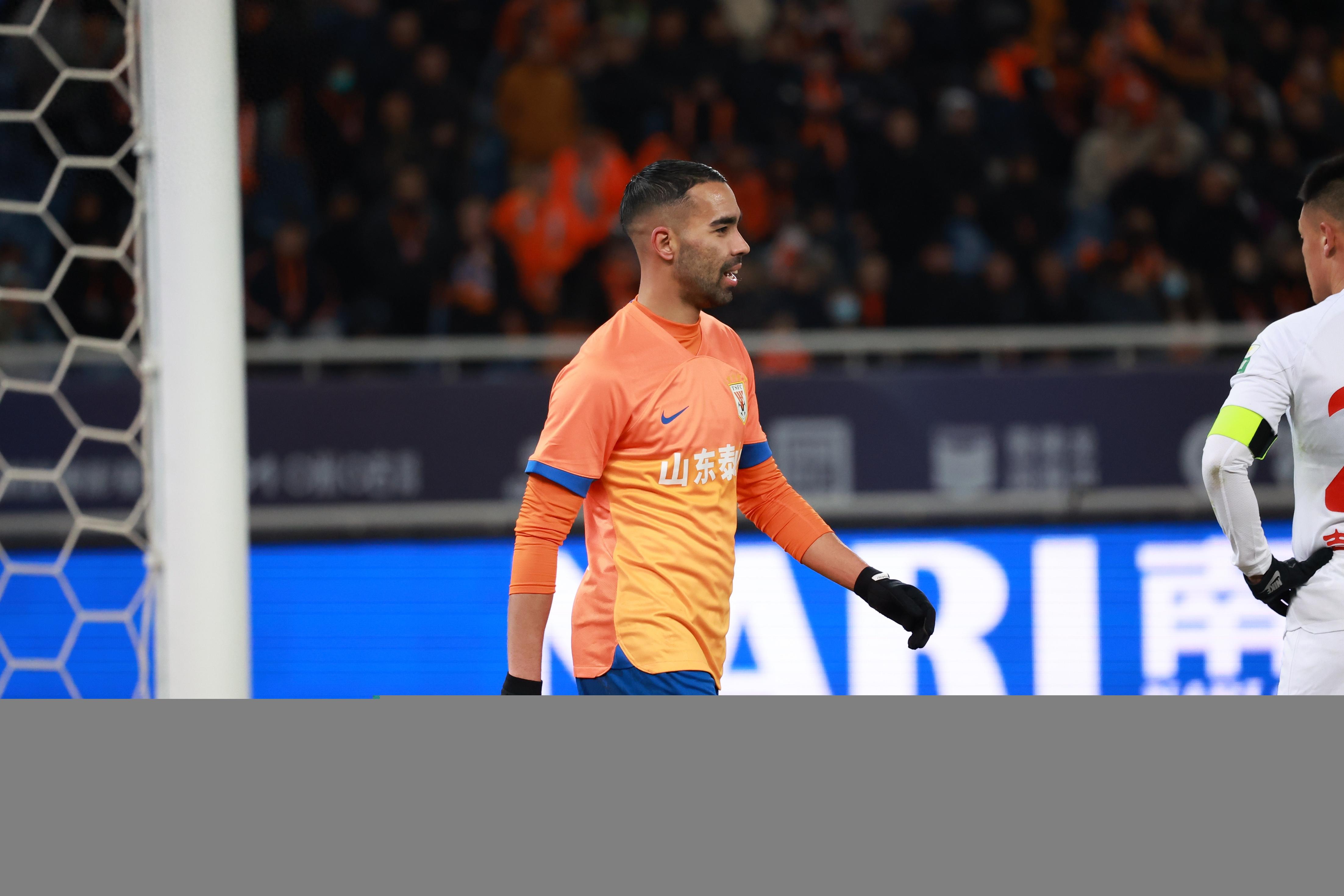 菜刀队vs白鞋队